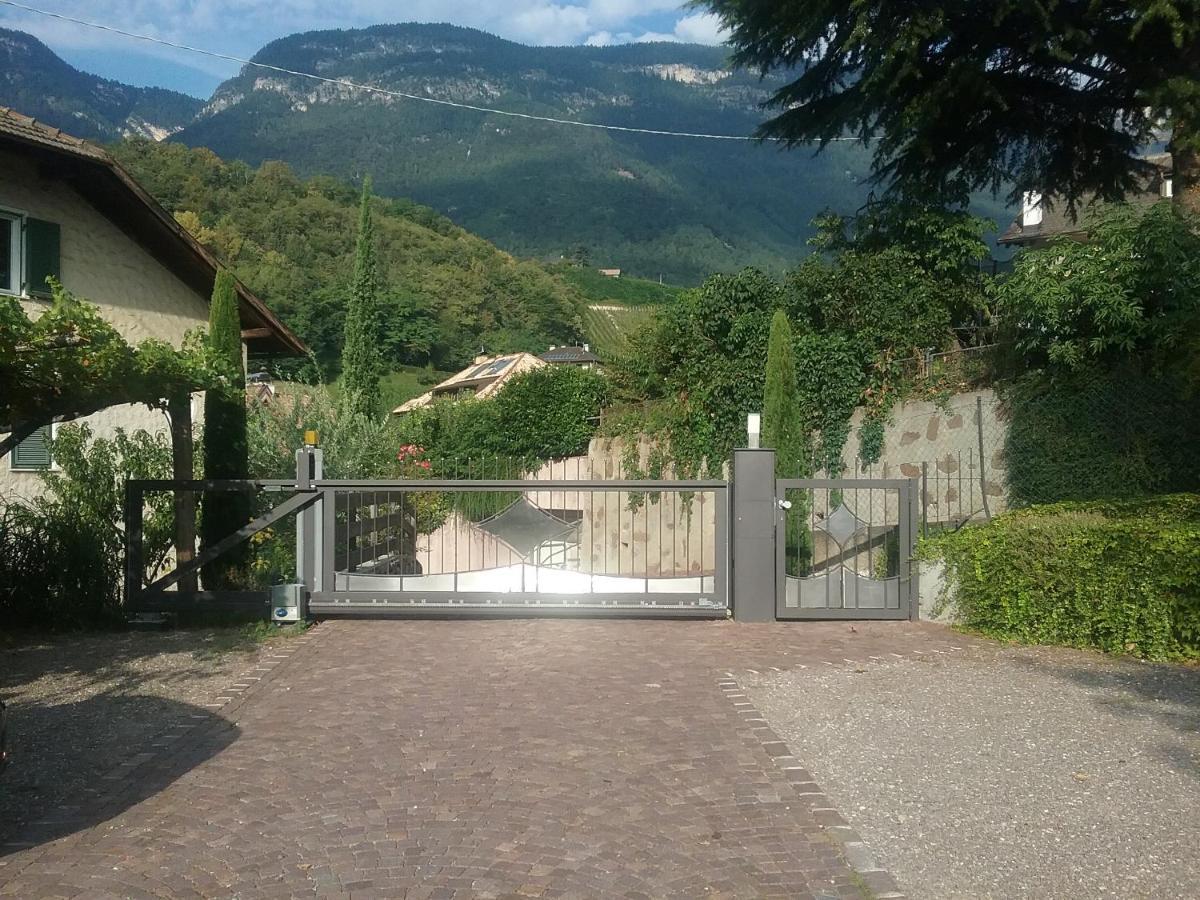Ferienwohnungen St. Michael Appiano Sulla Strada Del Vino Kültér fotó